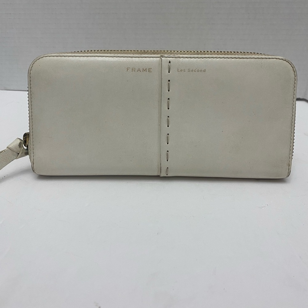 FRAME Les Second Classy White LeatherZip Wallet